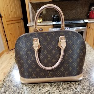 Louis Vuitton Handbag